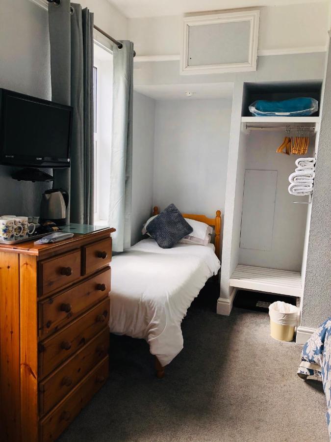 ブロードウェイ Brook House Bed & Breakfast エクステリア 写真