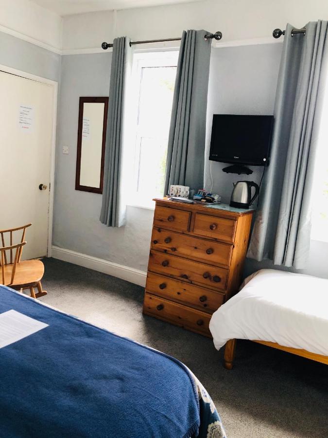 ブロードウェイ Brook House Bed & Breakfast エクステリア 写真