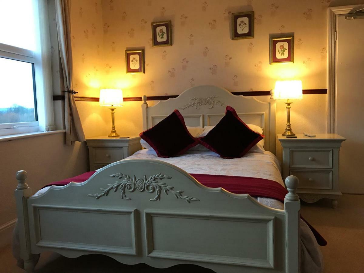 ブロードウェイ Brook House Bed & Breakfast エクステリア 写真